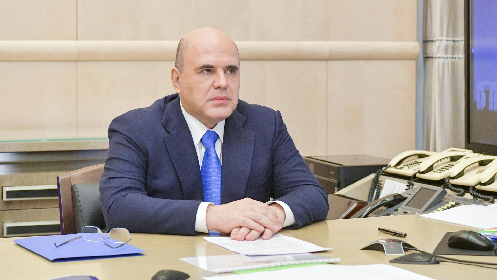 Председатель правительства РФ Михаил Мишустин проводит в режиме видеоконференции совещание с вице-премьерами РФ Председатель правительства РФ Михаил Мишустин проводит в режиме видеоконференции совещание с вице-премьерами РФ - РИА Новости, 1920, 11.01.2022