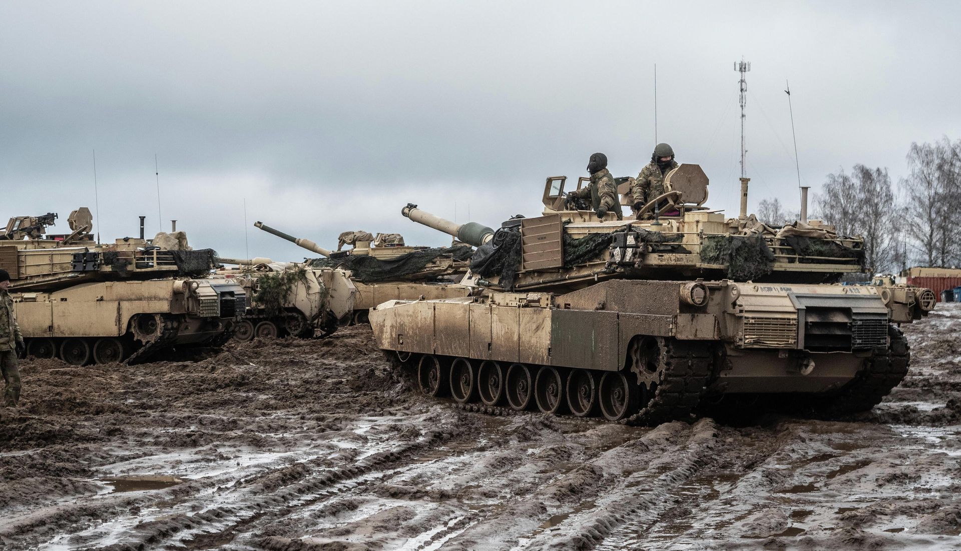Танки M1A1 Abrams армии США на полигоне в Пабраде, Литва Танки M1A1 Abrams армии США на полигоне в Пабраде, Литва - РИА Новости, 1920, 12.01.2023