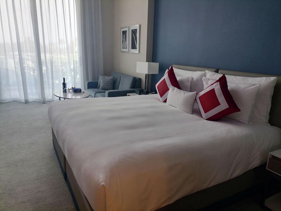 Номер отеля JA Lake View
