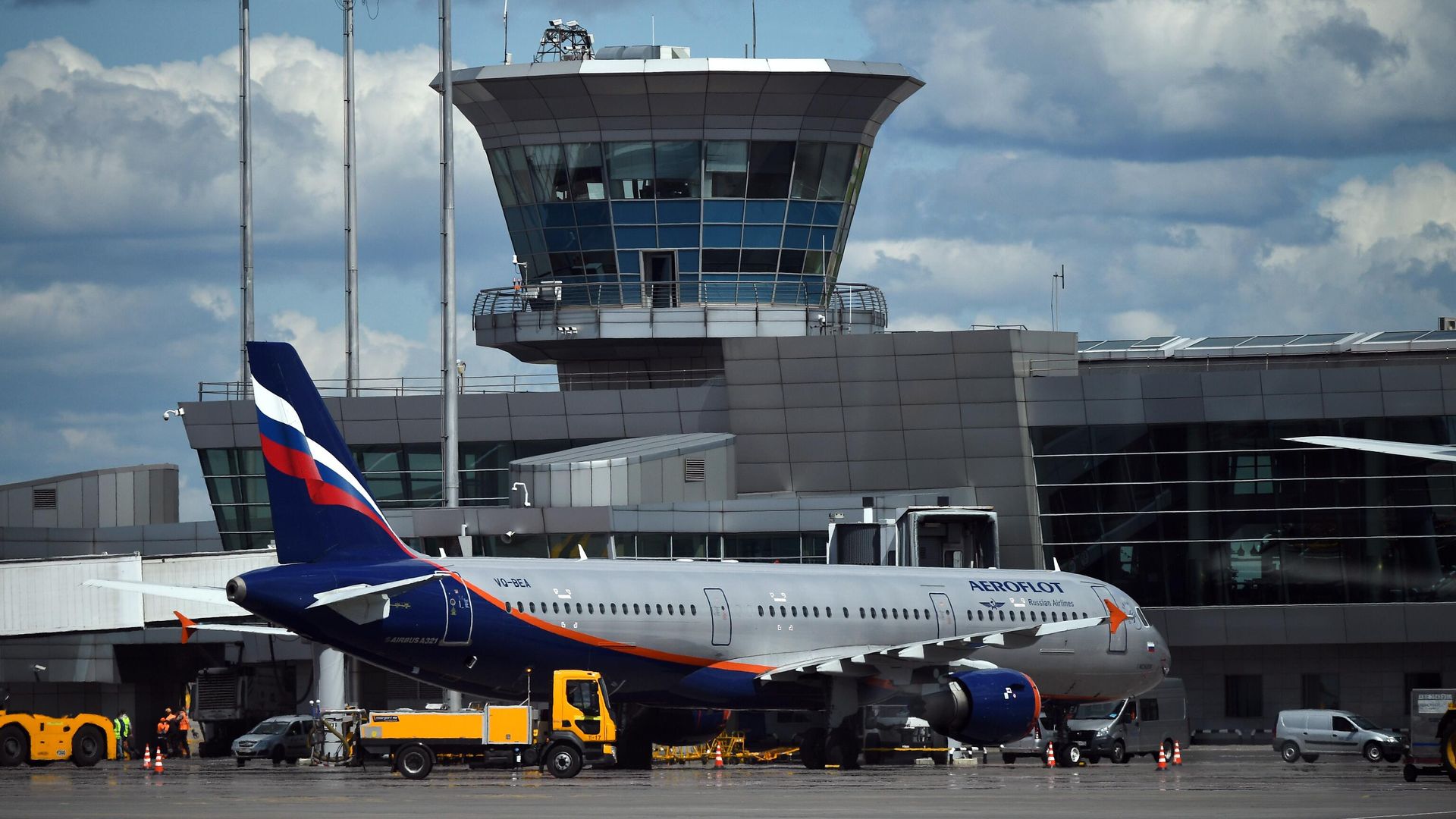 Самолет Airbus A320neo авиакомпании Аэрофлот в аэропорту Шереметьево имени А. С. Пушкина Самолет Airbus A320neo авиакомпании Аэрофлот в аэропорту Шереметьево имени А. С. Пушкина - РИА Новости, 1920, 24.02.2022