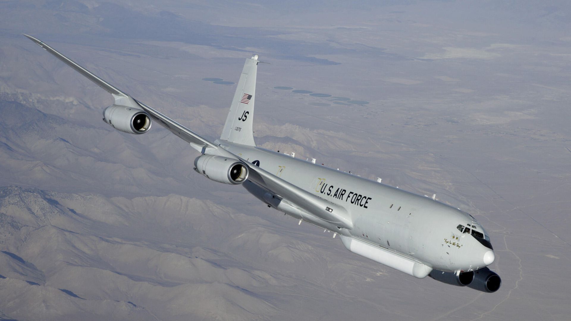 Американский разведывательный самолет E-8C Joint STARS Американский разведывательный самолет E-8C Joint STARS - РИА Новости, 1920, 16.09.2026