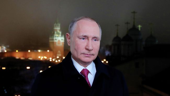 Президент России Владимир Путин во время новогоднего обращения к россиянам в канун 2020 года Президент России Владимир Путин во время новогоднего обращения к россиянам в канун 2020 года