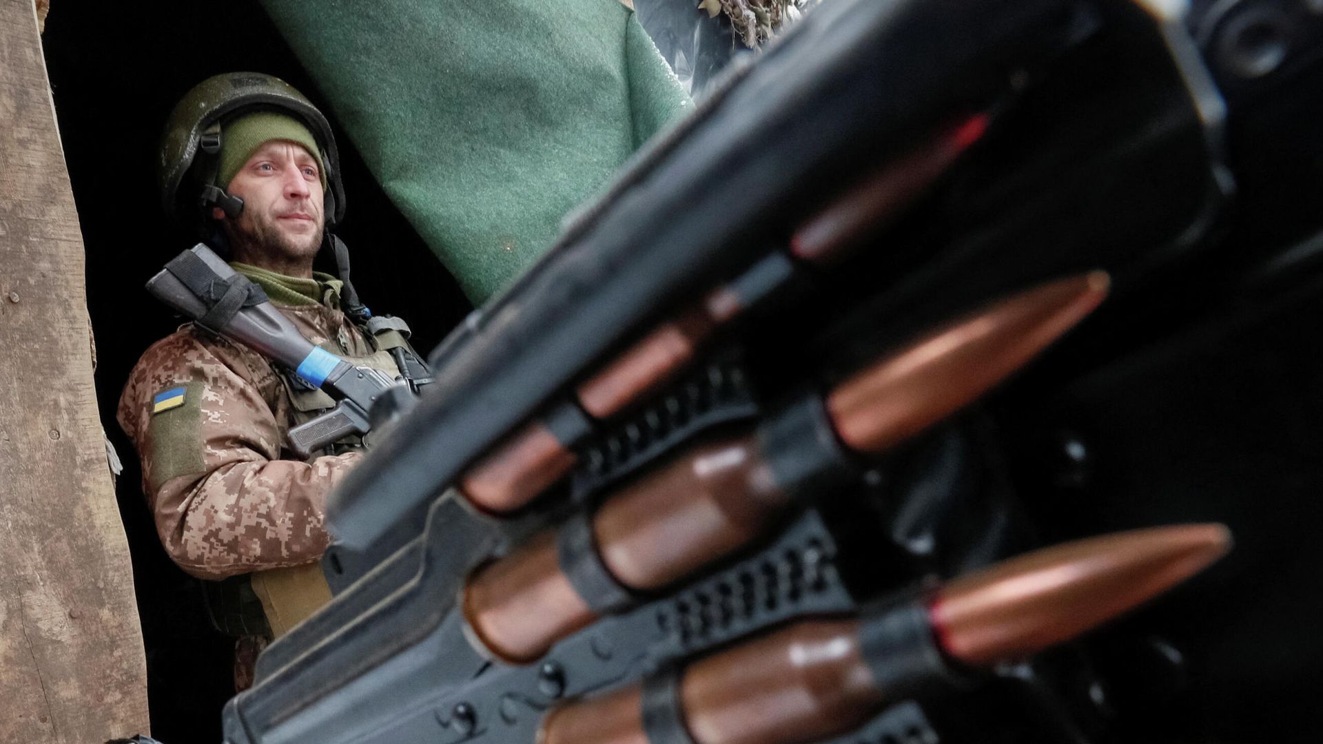 Украинский военный у села Зайцево в Донецкой области Украинский военный у села Зайцево в Донецкой области - РИА Новости, 1920, 26.01.2022