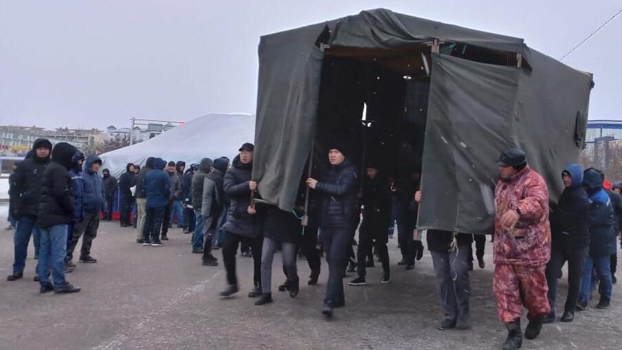 Участники акции протеста в Казахстане Участники акции протеста в Казахстане - РИА Новости, 1920, 05.01.2022