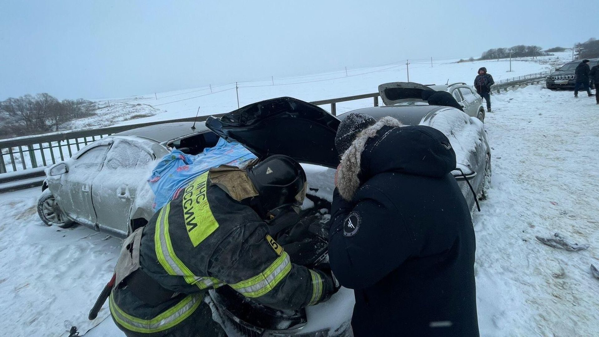На месте массового ДТП в Тульской области На месте массового ДТП в Тульской области - РИА Новости, 1920, 05.01.2022