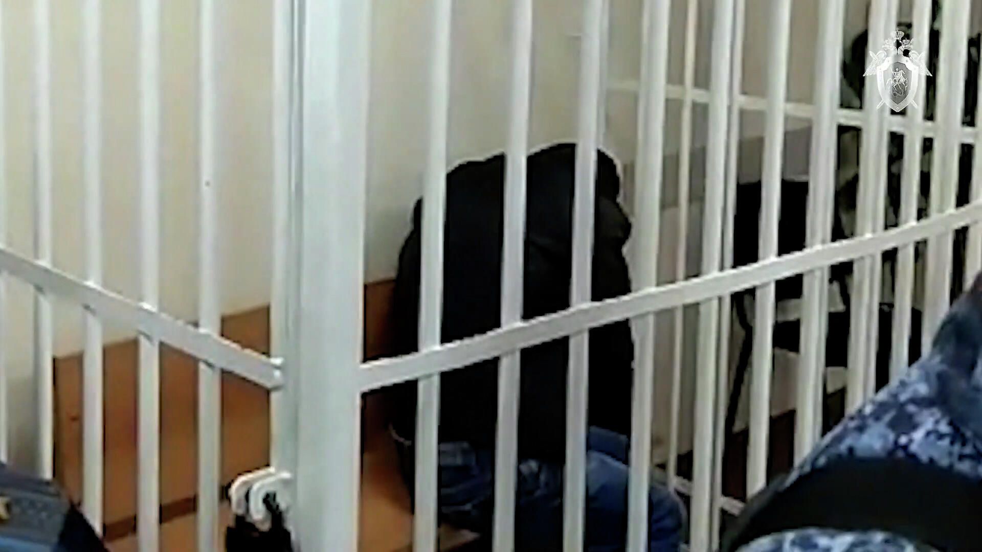 Мужчинам, подозреваемым в убийстве 5-летней девочки, избрана мера пресечения Мужчинам, подозреваемым в убийстве 5-летней девочки, избрана мера пресечения - РИА Новости, 1920, 06.01.2022