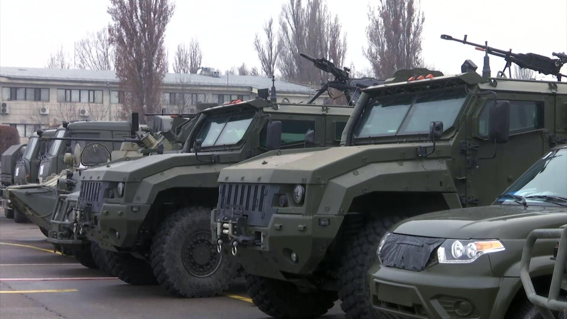 Военная техника российской части миротворческих сил ОДКБ. Скриншот видео Военная техника российской части миротворческих сил ОДКБ. Скриншот видео - РИА Новости, 1920, 11.01.2022