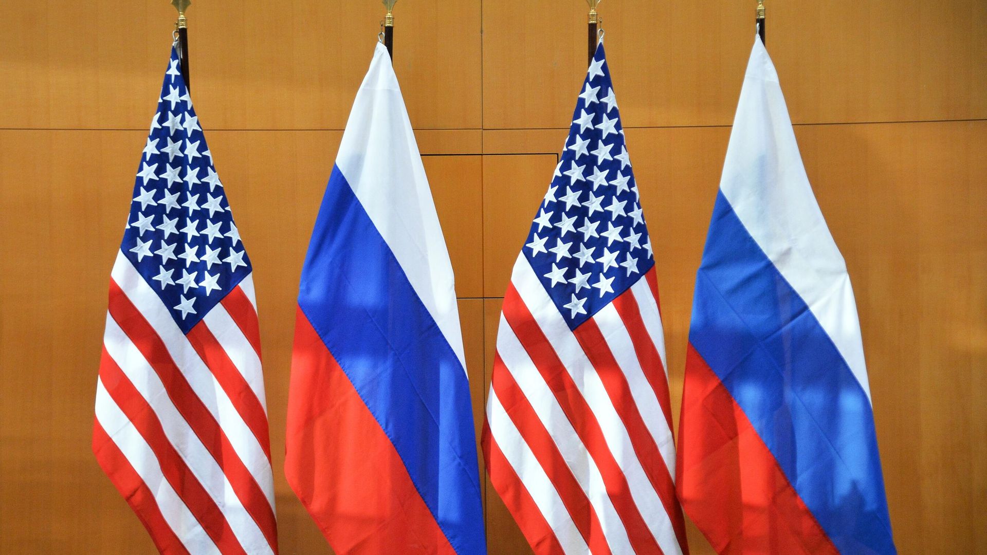Государственные флаги России и США - РИА Новости, 1920, 28.11.2023
