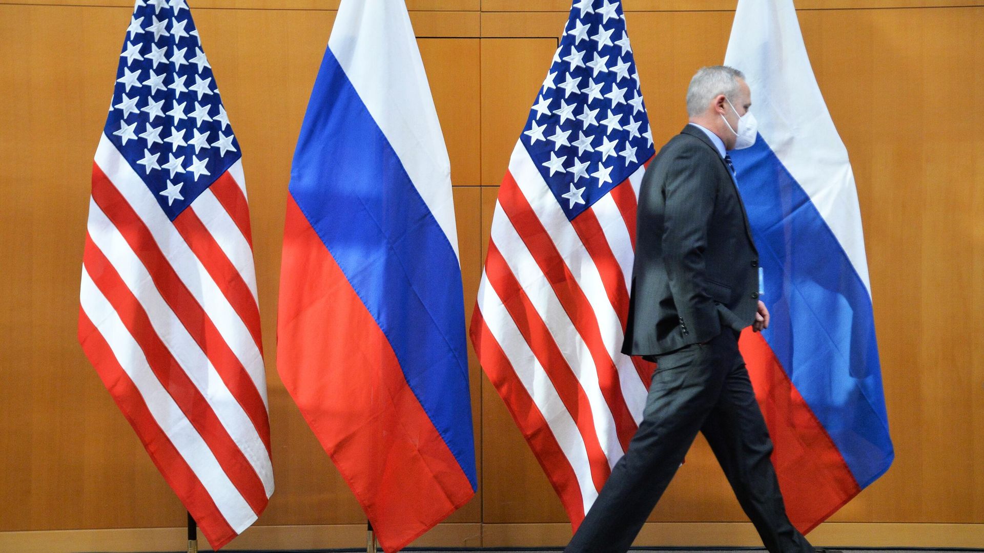 Флаги России и США Флаги России и США - РИА Новости, 1920, 21.04.2022