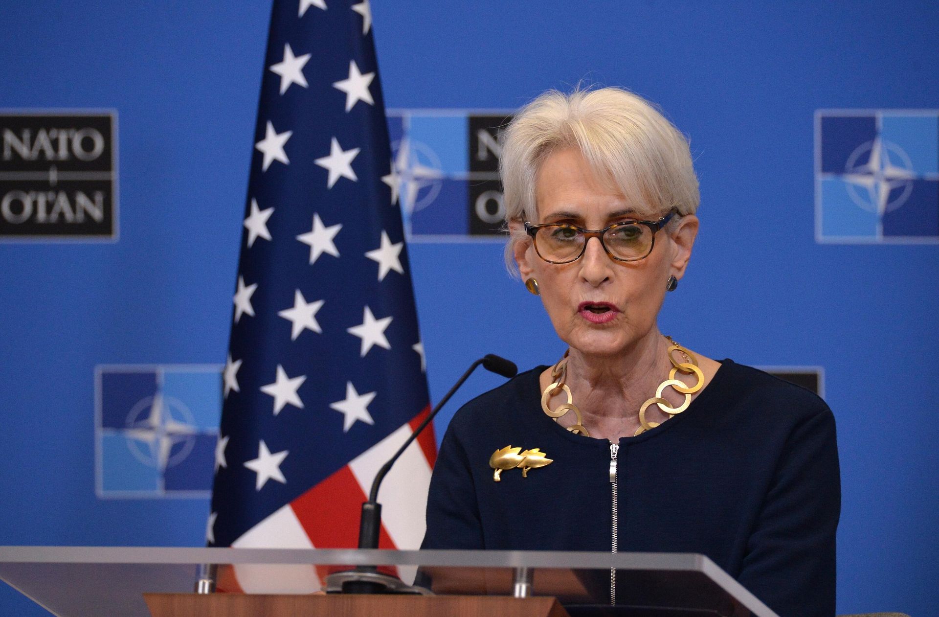 Первый заместитель госсекретаря США Уэнди Шерман на пресс-конференции после заседания Совета Россия - НАТО в Брюсселе Первый заместитель госсекретаря США Уэнди Шерман на пресс-конференции после заседания Совета Россия - НАТО в Брюсселе - РИА Новости, 1920, 12.01.2022