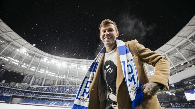 Федор Смолов
