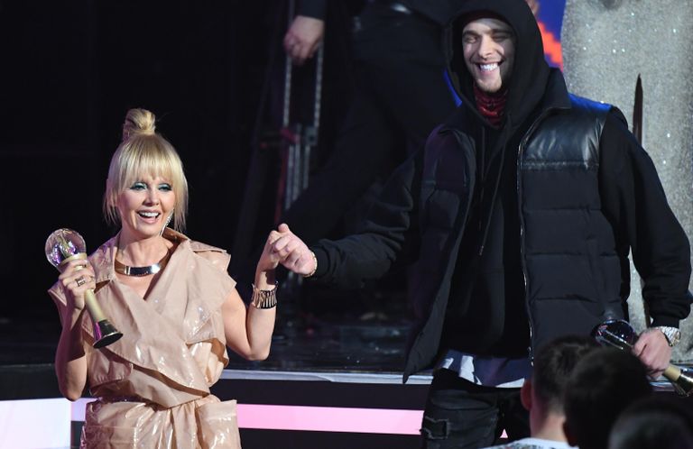 Певцы Валерия и Егор Крид на музыкальной премии Жара Music Awards в Москве Певцы Валерия и Егор Крид на музыкальной премии Жара Music Awards в Москве