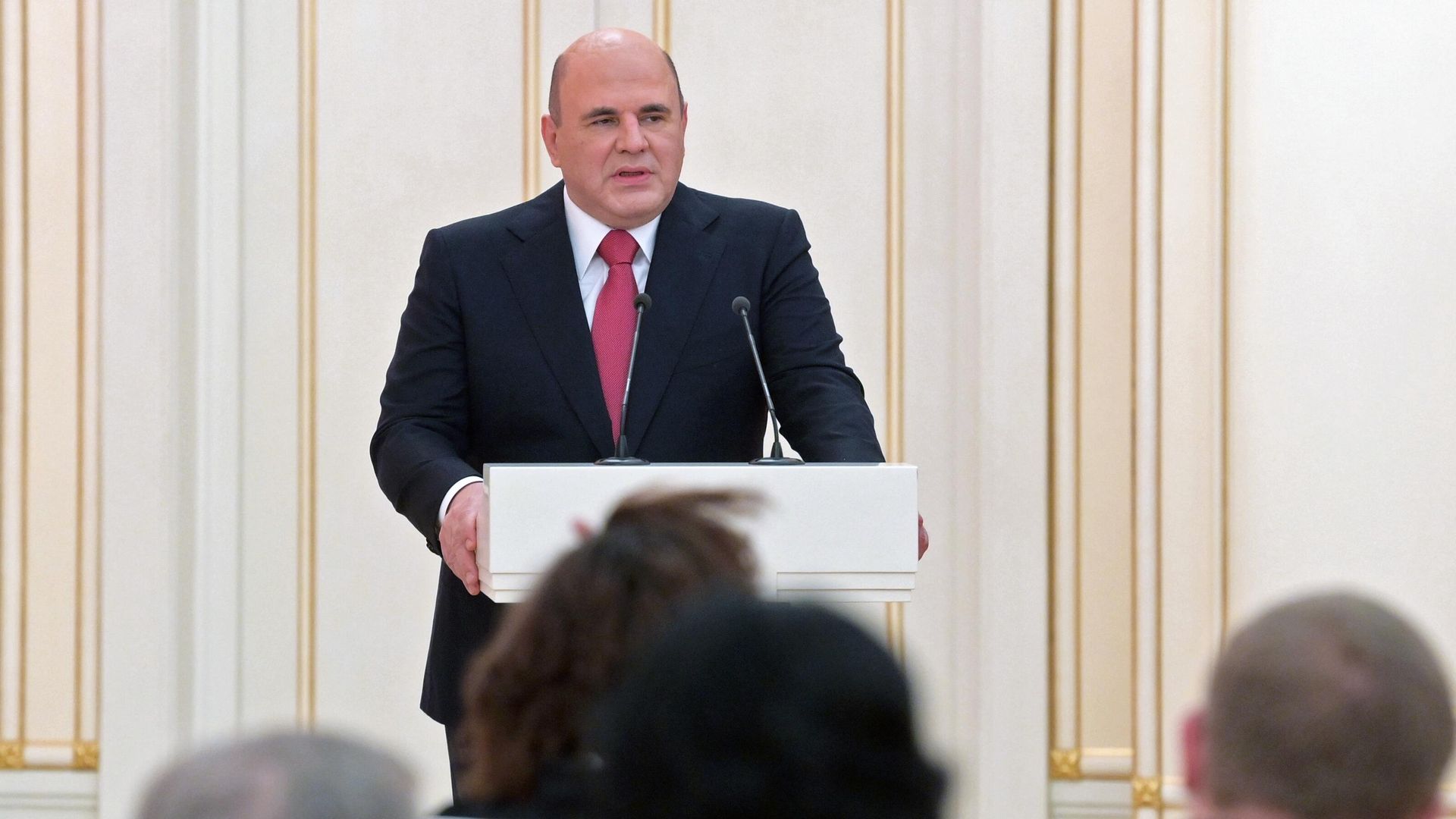 Председатель правительства России Михаил Мишустин выступает на церемонии вручения премий правительства в области средств массовой информации за 2021 год - РИА Новости, 1920, 13.01.2022