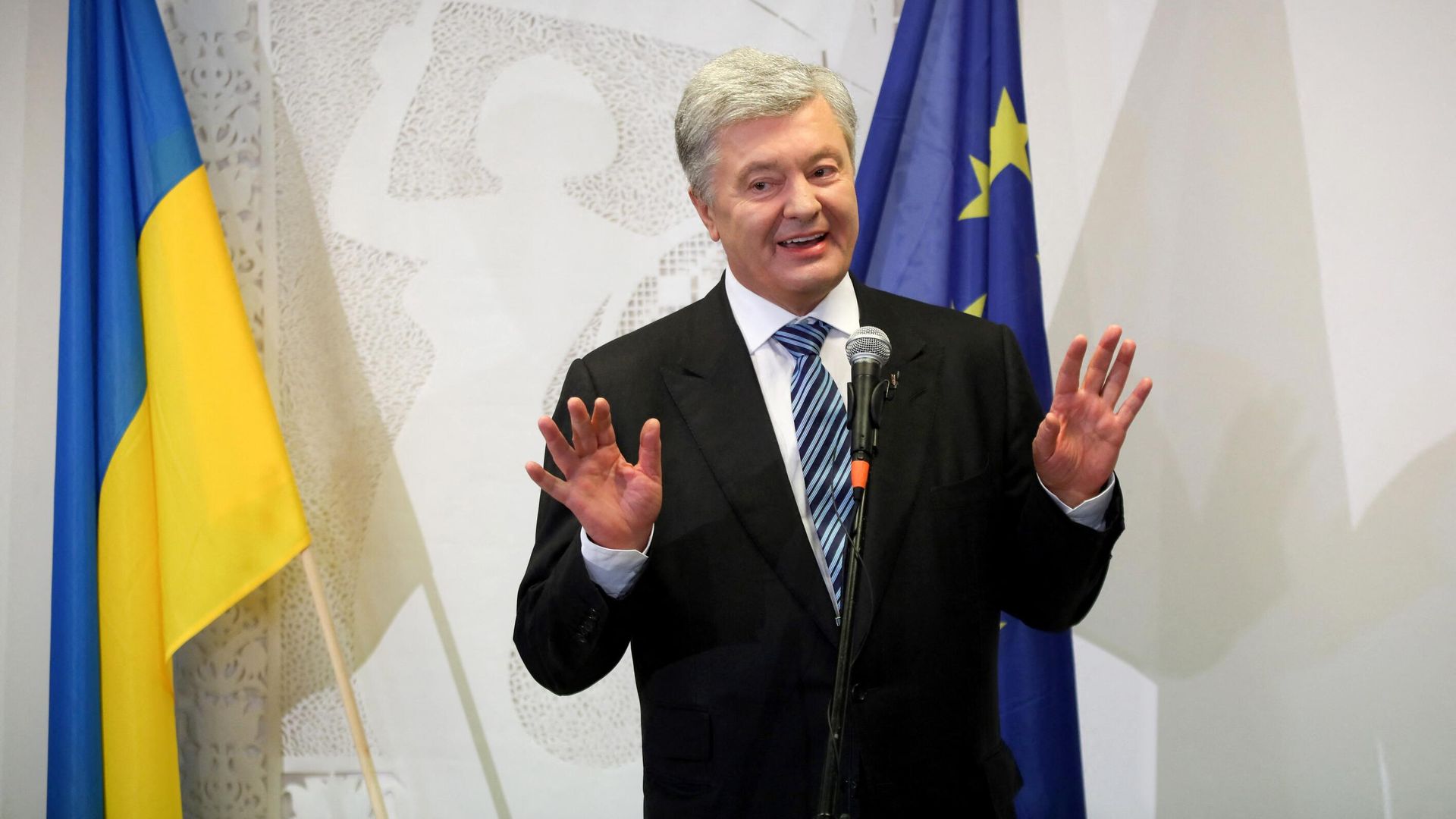 Бывший президент Украины Петр Порошенко на брифинге в Варшаве Бывший президент Украины Петр Порошенко на брифинге в Варшаве - РИА Новости, 1920, 16.01.2022