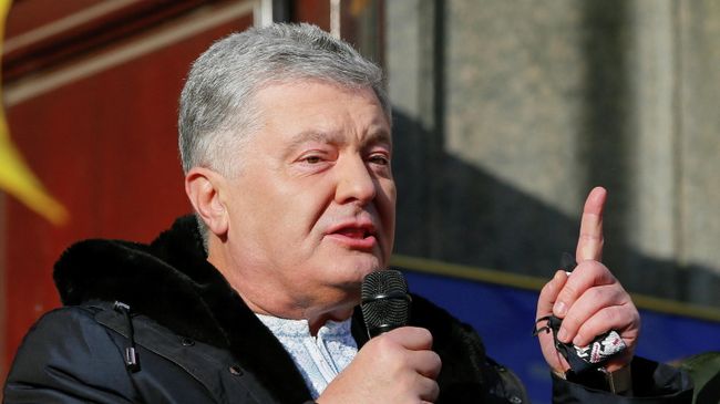 Петр Порошенко после заседания суда в Киеве