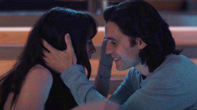 Кадр трейлера сериала МыПрогорели Кадр трейлера сериала МыПрогорели