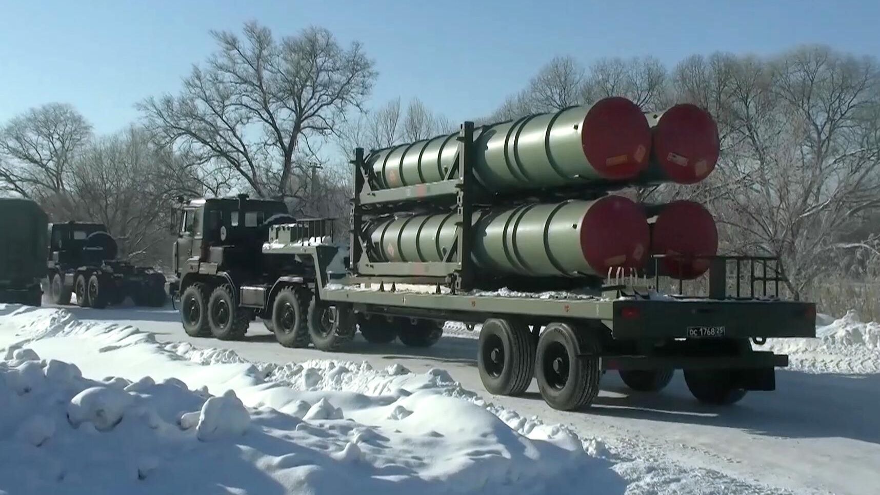 Грузовой автомобиль Урал-5323 из дивизиона зенитно-ракетных комплексов С-400 Триумф во время отправления с Дальнего Востока на учения в Белоруссию Грузовой автомобиль Урал-5323 из дивизиона зенитно-ракетных комплексов С-400 Триумф во время отправления с Дальнего Востока на учения в Белоруссию - РИА Новости, 1920, 03.02.2022