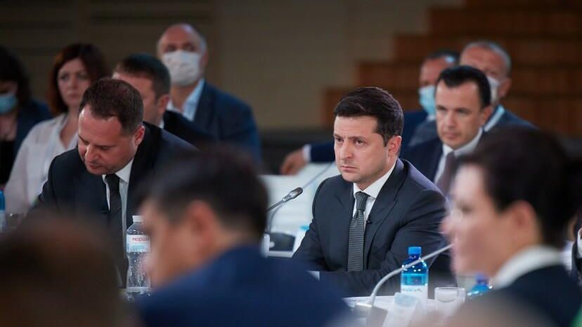 Президент Украины Владимир Зеленский и глава Офиса президента Андрей Ермак Президент Украины Владимир Зеленский и глава Офиса президента Андрей Ермак - РИА Новости, 1920, 23.01.2022