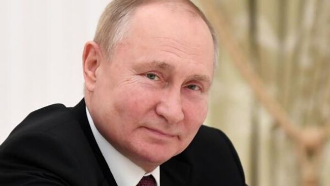 LIVE: Путин на встрече со студентами вузов LIVE: Путин на встрече со студентами вузов
