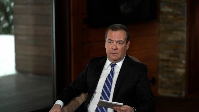 Медведев назвал Украину игрушкой НАТО Медведев назвал Украину игрушкой НАТО - РИА Новости, 1920, 27.01.2022