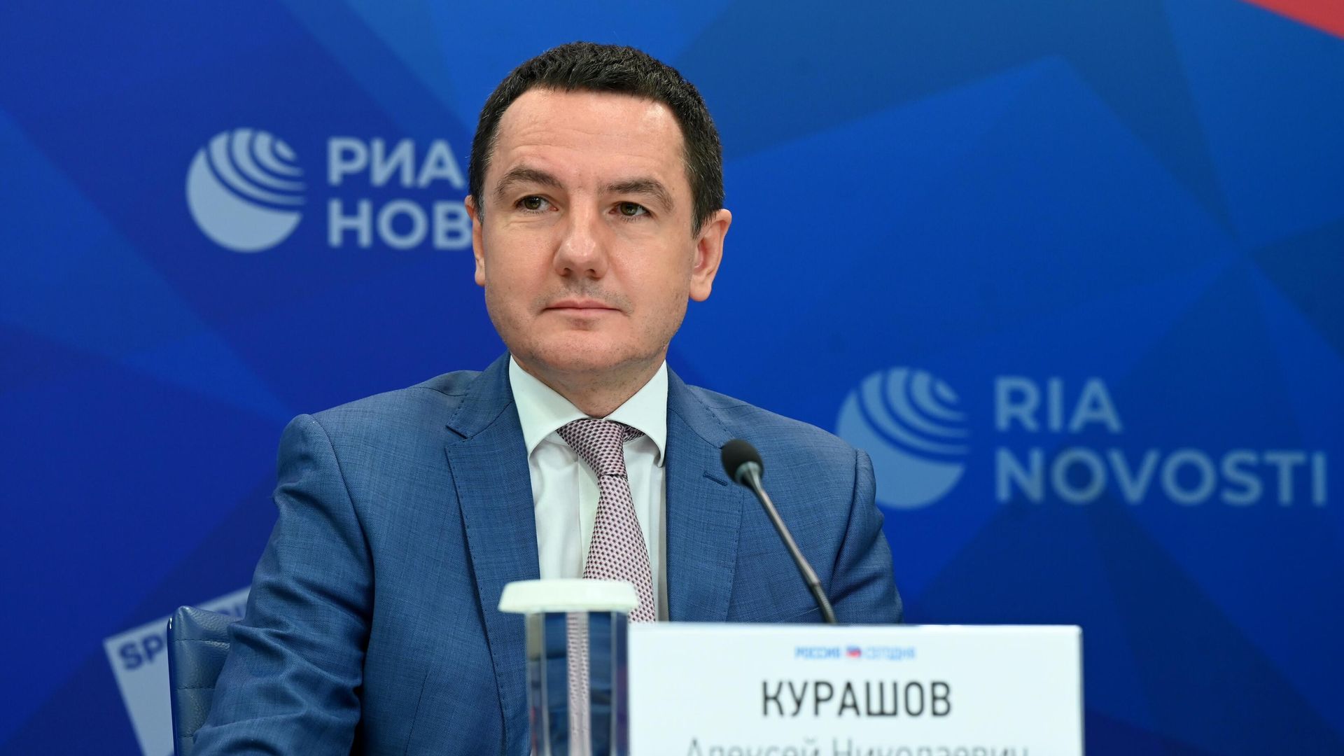 Президент Федерации фристайла России Алексей Курашов Президент Федерации фристайла России Алексей Курашов - РИА Новости, 1920, 28.01.2022