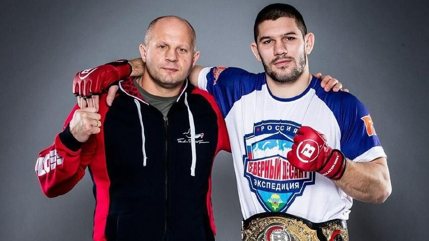 Федор Емельяненко и Валентин Молдавский Федор Емельяненко и Валентин Молдавский - РИА Новости, 1920, 30.01.2022