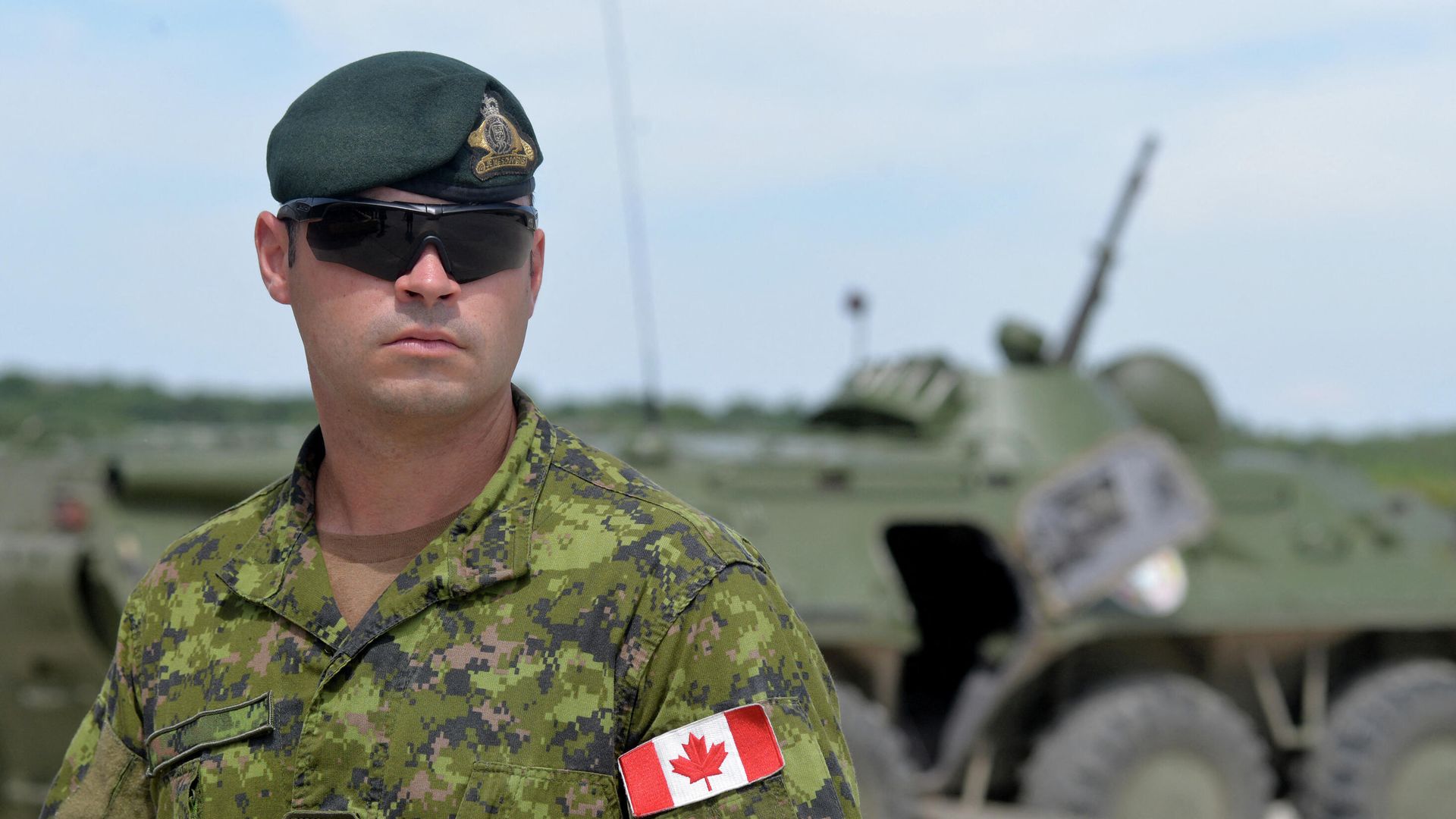 Канадский военный во время учений на Украине Канадский военный во время учений на Украине - РИА Новости, 1920, 30.01.2022