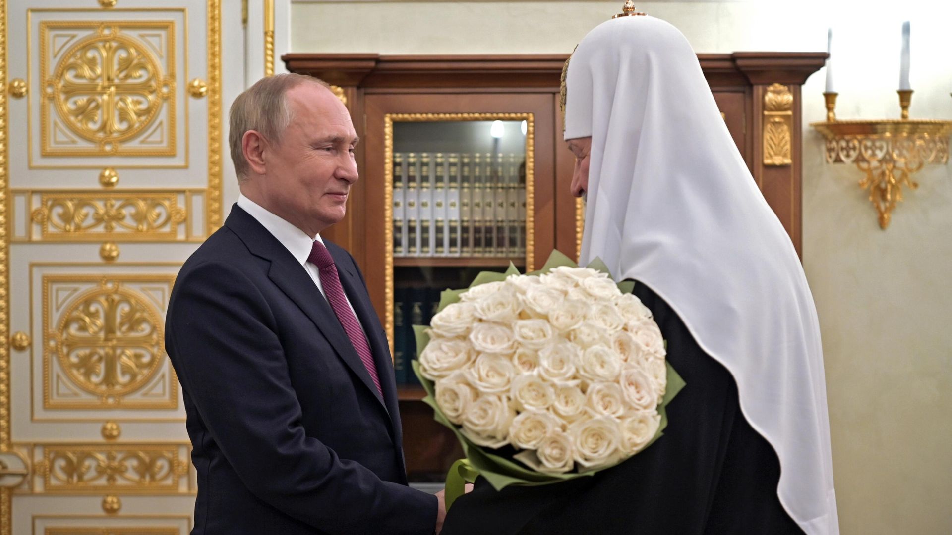 Президент РФ Владимир Путин во время встречи с патриархом Московским и всея Руси Кириллом по случаю 13-й годовщины интронизации Президент РФ Владимир Путин во время встречи с патриархом Московским и всея Руси Кириллом по случаю 13-й годовщины интронизации - РИА Новости, 1920, 01.02.2022