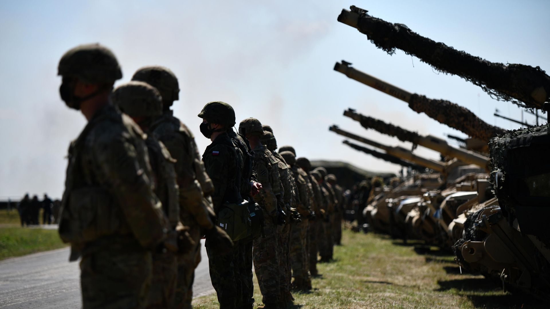 Военнослужащие США и Польши перед началом совместных учений войск НАТО в Польше - РИА Новости, 1920, 01.05.2022