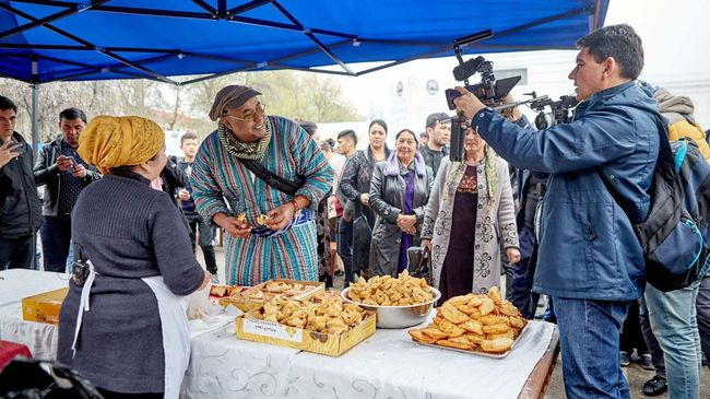 На рынке в Узбекистане
