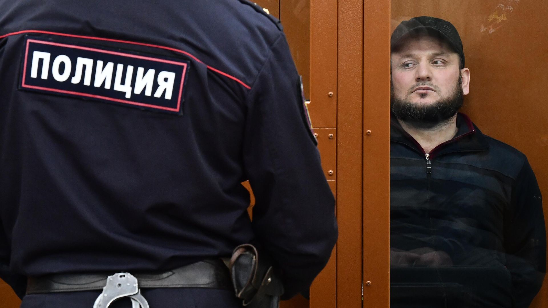 Магомед Нуров, обвиняемый в причастности к терактам в метро Москвы в 2010 году во время оглашения приговора Магомед Нуров, обвиняемый в причастности к терактам в метро Москвы в 2010 году во время оглашения приговора - РИА Новости, 1920, 04.02.2022