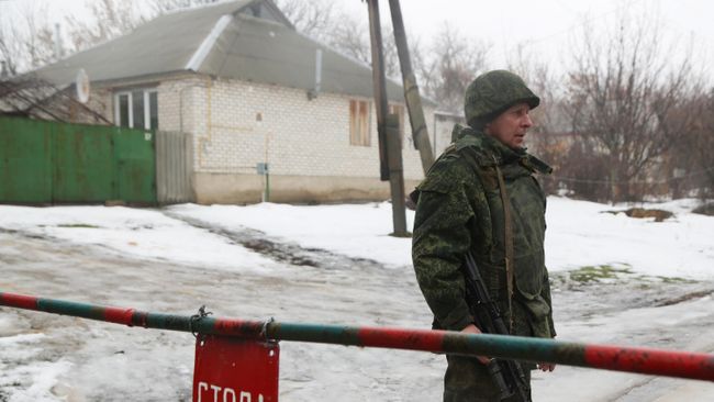 Боец Народной милиции ЛНР