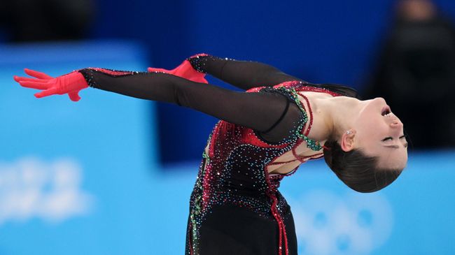 Российская спортсменка Камила Валиева выступает с произвольной программой на XXIV зимних Олимпийских играх в Пекине Российская спортсменка Камила Валиева выступает с произвольной программой на XXIV зимних Олимпийских играх в Пекине