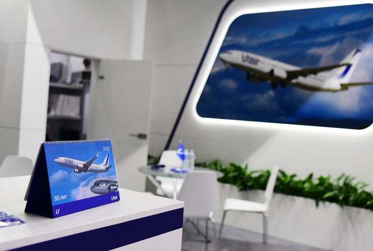 Стенд авиакомпании Utair на Национальной выставке гражданской авиации NAIS-2022 в Москве Стенд авиакомпании Utair на Национальной выставке гражданской авиации NAIS-2022 в Москве