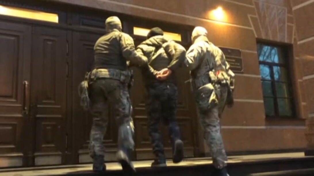 Задержание участника международной террористической организации Хизб ут-Тахрир аль-Ислами* в Крыму Задержание участника международной террористической организации Хизб ут-Тахрир аль-Ислами* в Крыму - РИА Новости, 1920, 09.02.2022