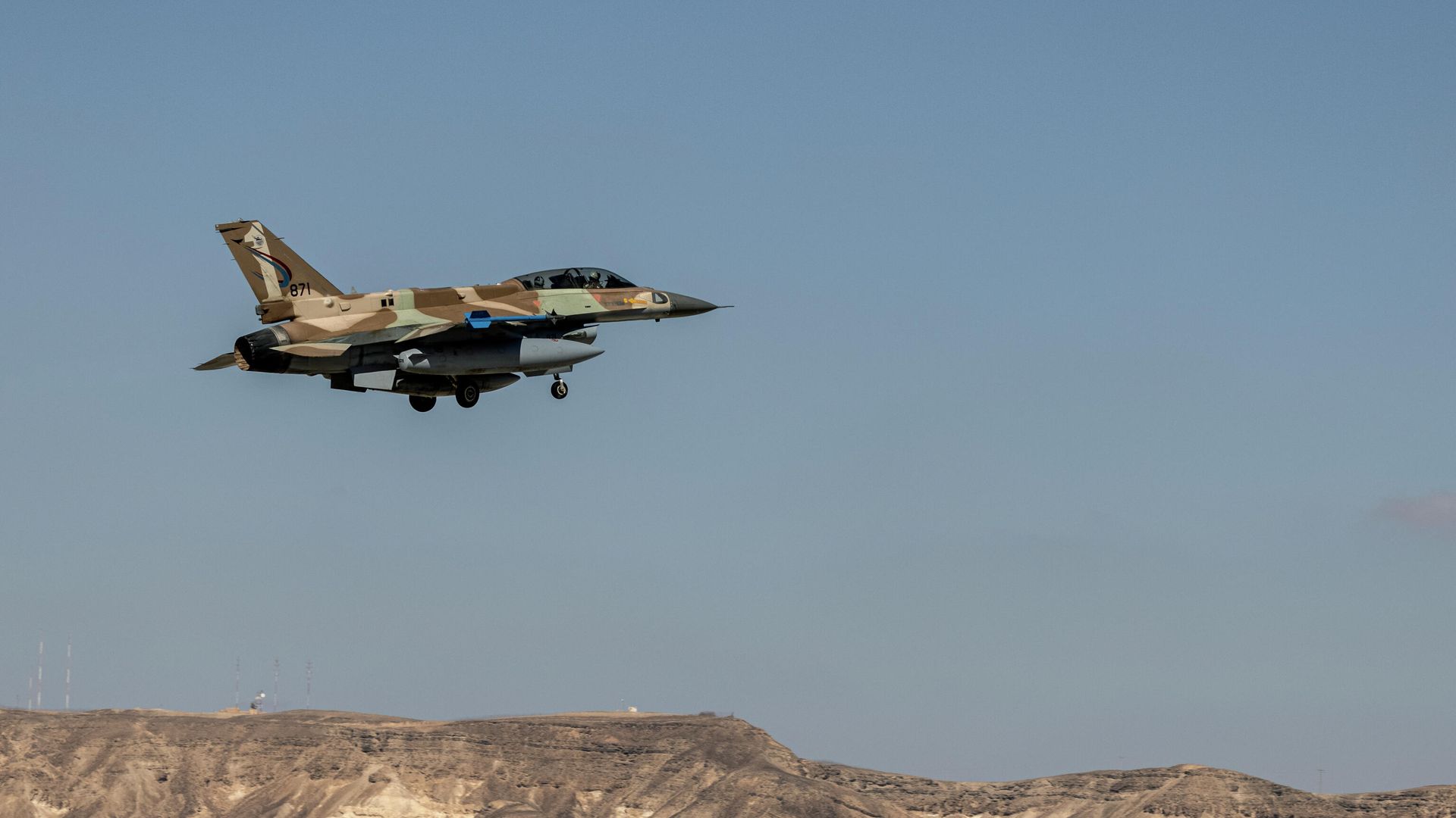 Истребитель F-16 Fighting Falcon ВВС Израиля Истребитель F-16 Fighting Falcon ВВС Израиля - РИА Новости, 1920, 12.03.2023