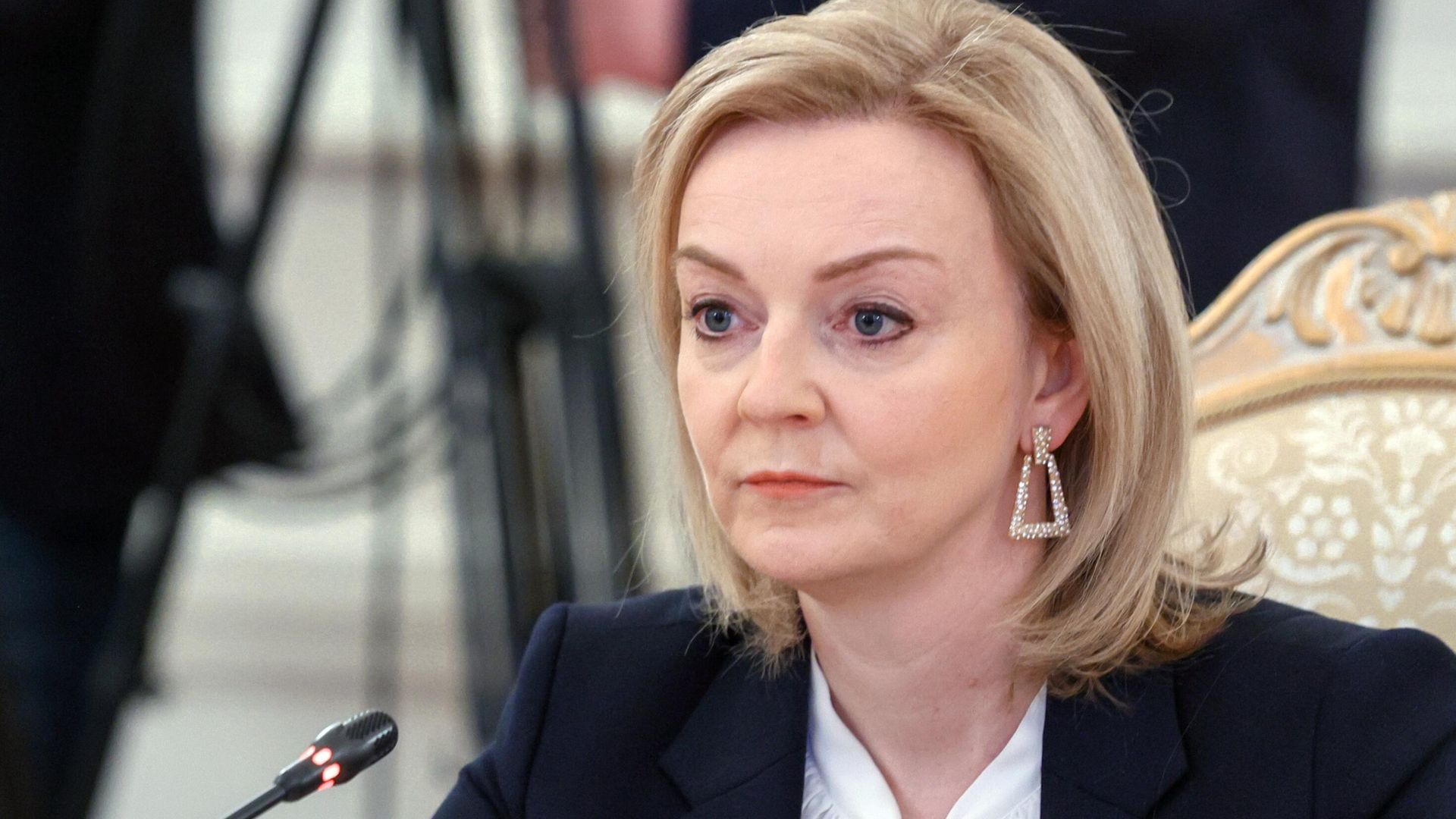 Глава МИД Великобритании Элизабет Трасс во время переговоров с министром иностранных дел РФ Сергеем Лавровым Глава МИД Великобритании Элизабет Трасс во время переговоров с министром иностранных дел РФ Сергеем Лавровым - РИА Новости, 1920, 10.02.2022