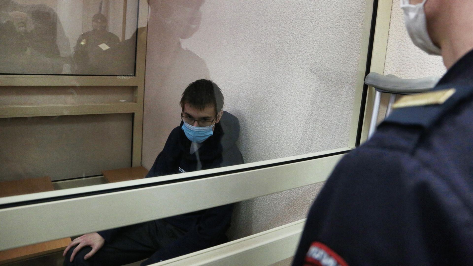 Студент Тимур Бекмансуров, обвиняемый в массовом убийстве в Пермском государственном университете, в Дзержинском районном суде Перми - РИА Новости, 1920, 29.09.2022