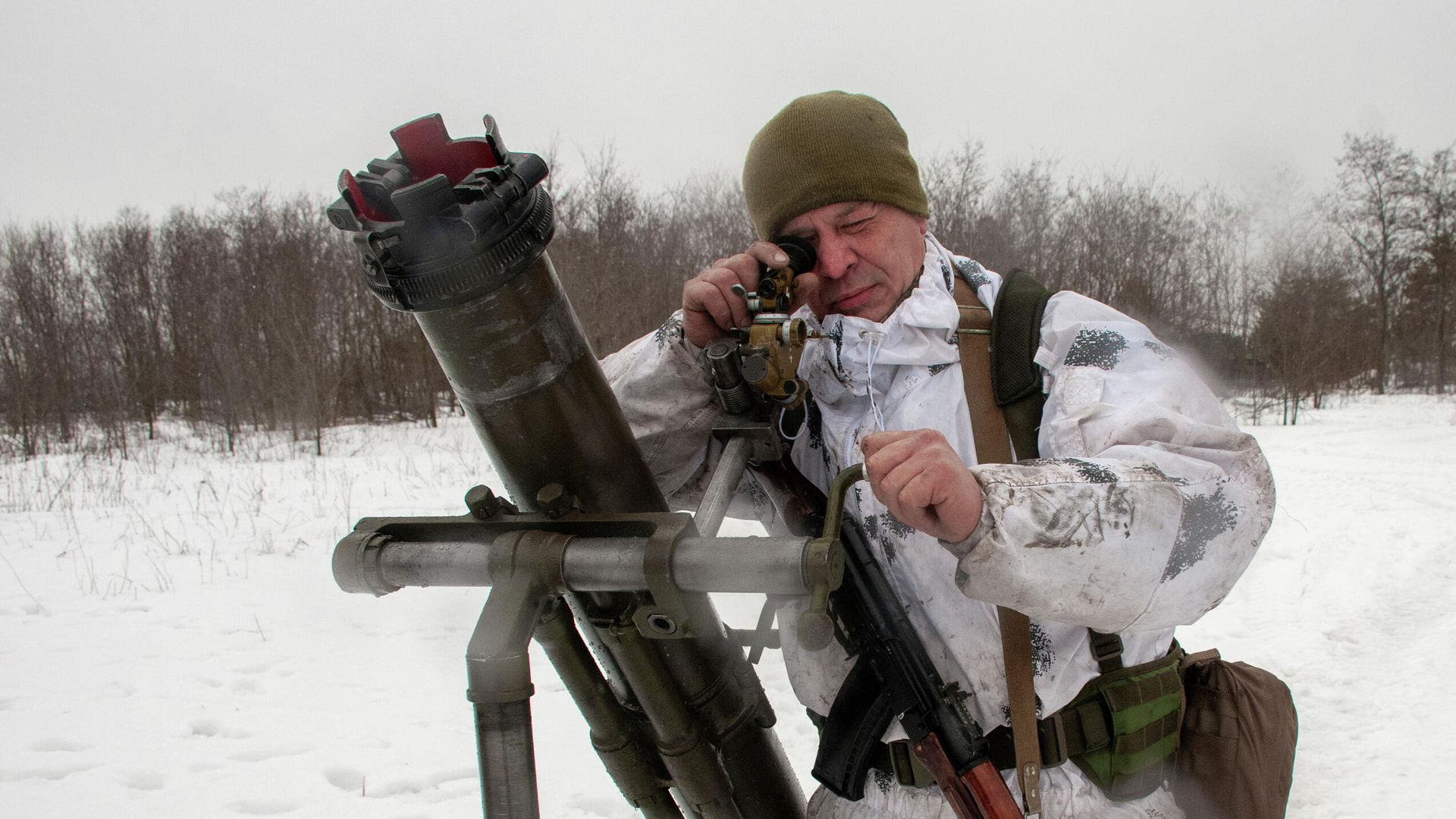Украинские военные во время учений в Харьковской области Украинские военные во время учений в Харьковской области - РИА Новости, 1920, 18.02.2022