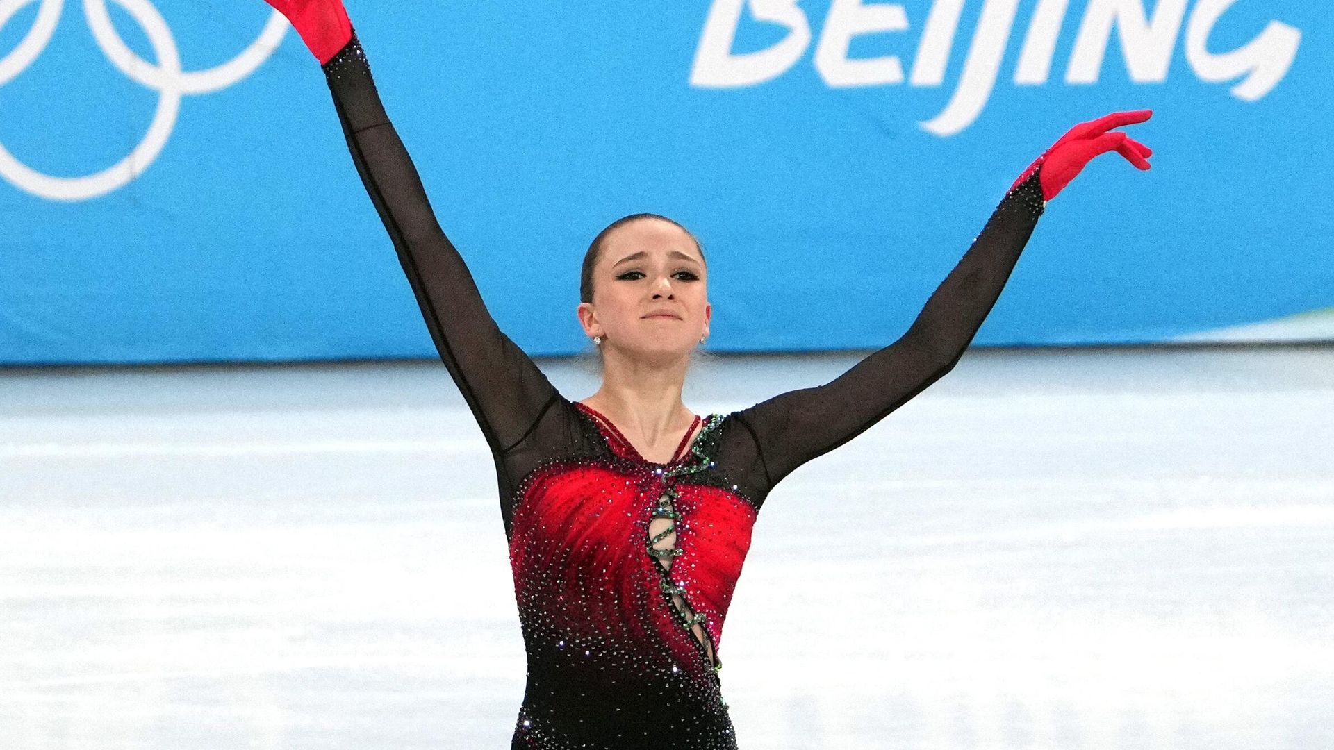 Камила Валиева выступает с произвольной программой в женском одиночном катании командных соревнований по фигурному катанию на XXIV зимних Олимпийских играх в Пекине Камила Валиева выступает с произвольной программой в женском одиночном катании командных соревнований по фигурному катанию на XXIV зимних Олимпийских играх в Пекине - РИА Новости, 1920, 14.02.2022