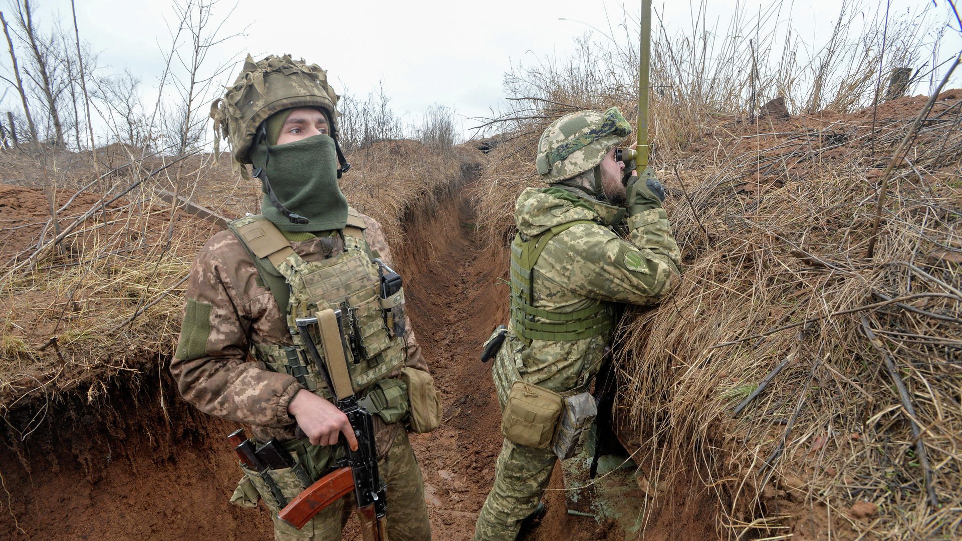 Украинские военные в Донецкой области Украинские военные в Донецкой области - РИА Новости, 1920, 12.02.2022