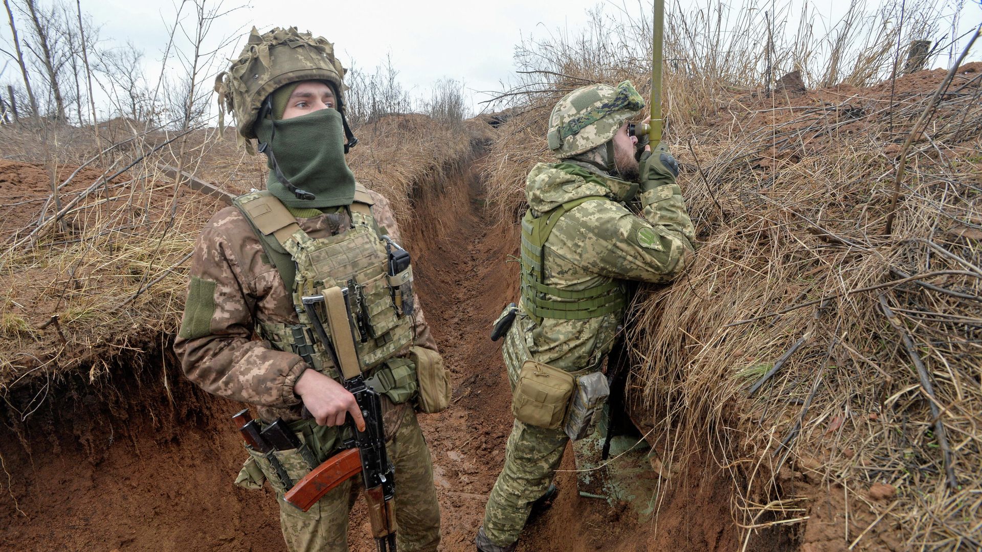 Украинские военные в Донецкой области Украинские военные в Донецкой области - РИА Новости, 1920, 12.02.2022
