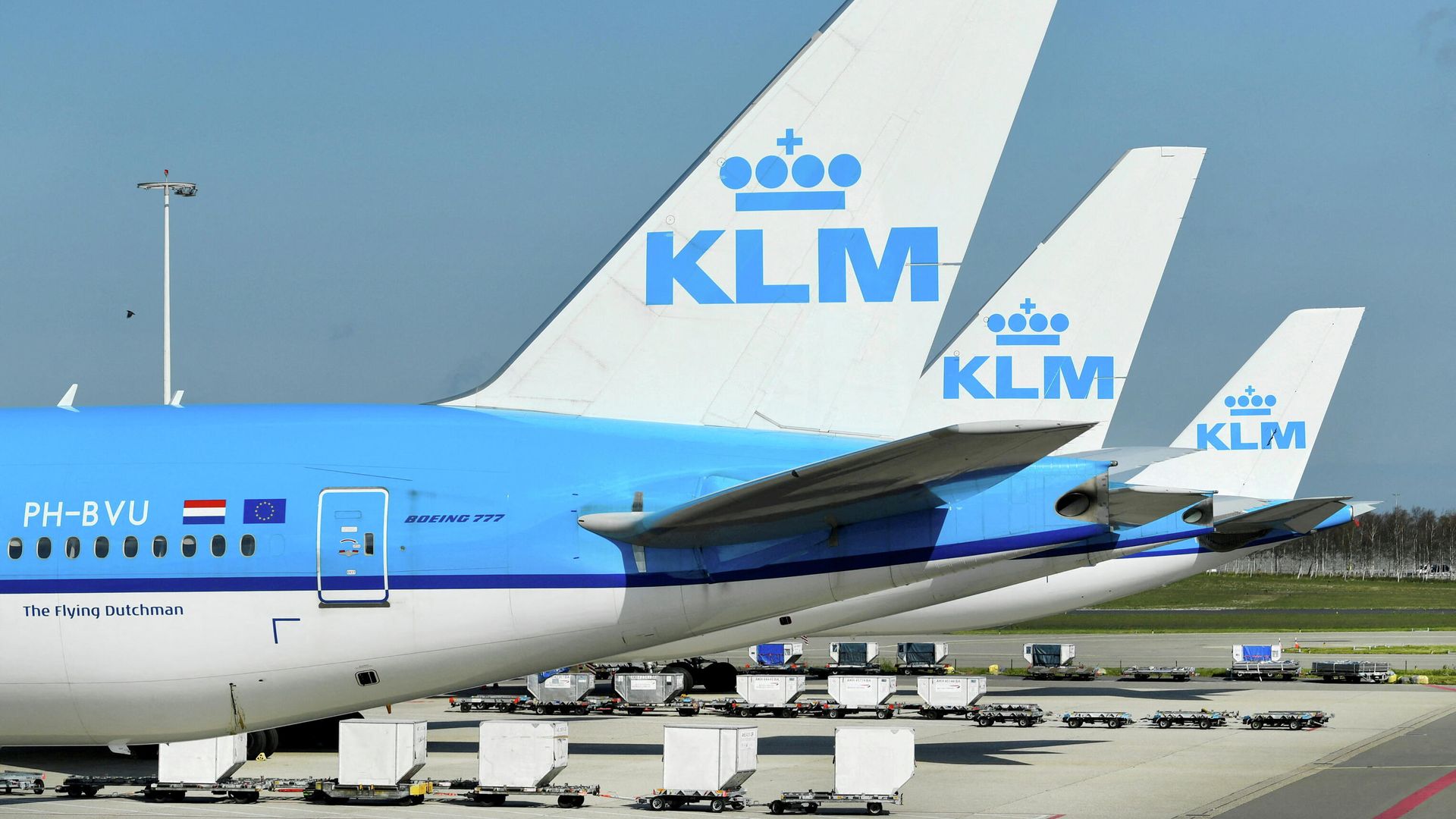 Самолеты авиакомпании KLM в аэропорту Схипхол в Амстердаме Самолеты авиакомпании KLM в аэропорту Схипхол в Амстердаме - РИА Новости, 1920, 02.03.2022