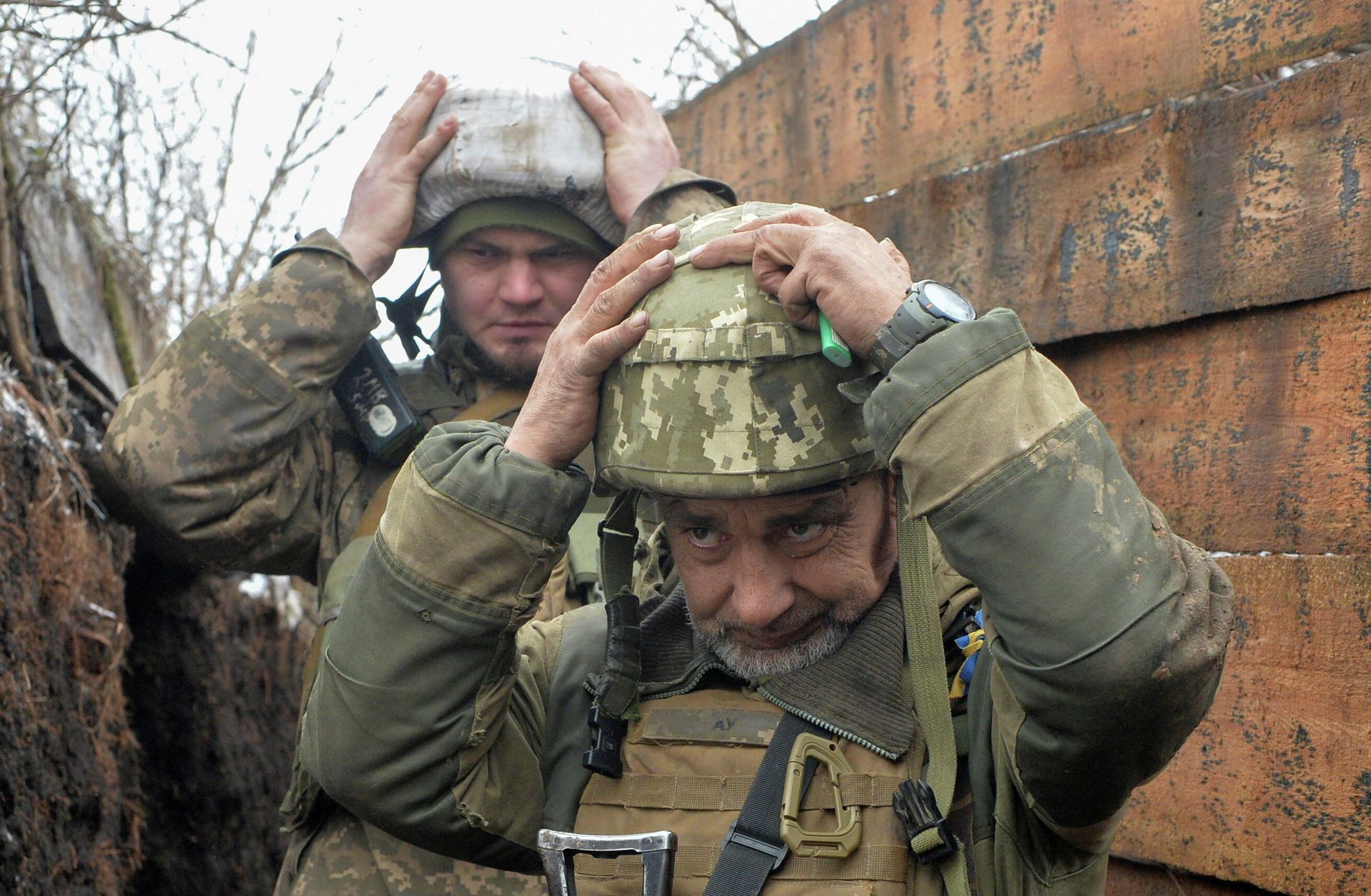 Украинские военные на линии соприкосновения в Донецкой области Украинские военные на линии соприкосновения в Донецкой области - РИА Новости, 1920, 15.02.2022