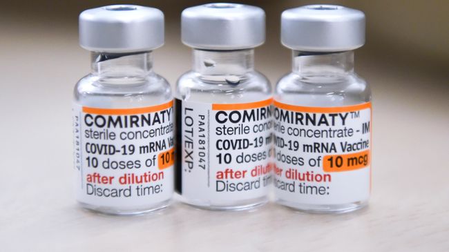Ампулы с вакциной от COVID-19 Ампулы с вакциной от COVID-19