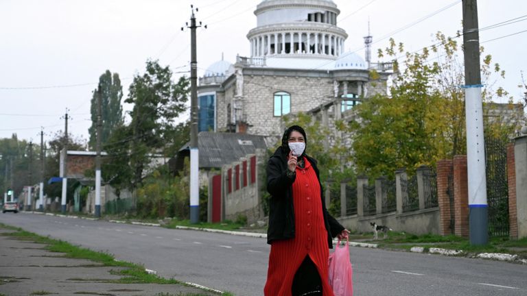 Квартал Цыганский холм в городе Сороки в Молдове