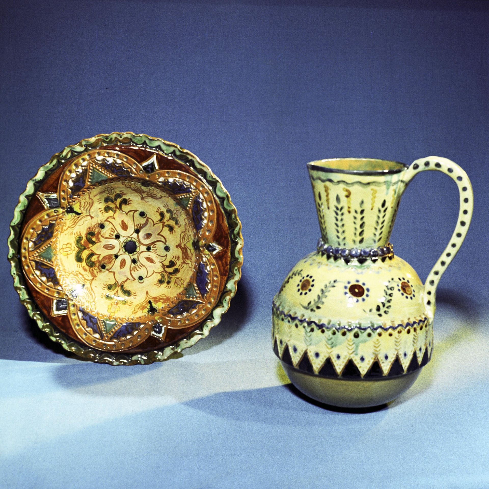 Кувшин и тарелка - РИА Новости, 1920, 18.02.2022