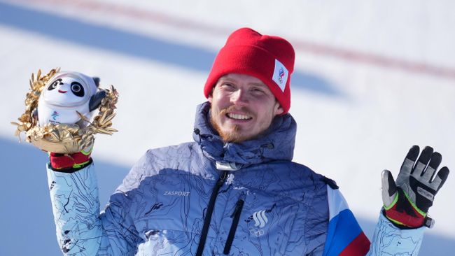 Сергей Ридзик, завоевавший бронзовую медаль соревнований по фристайлу в дисциплине ски-кросс среди мужчин на XXIV зимних Олимпийских играх в Пекине Сергей Ридзик, завоевавший бронзовую медаль соревнований по фристайлу в дисциплине ски-кросс среди мужчин на XXIV зимних Олимпийских играх в Пекине