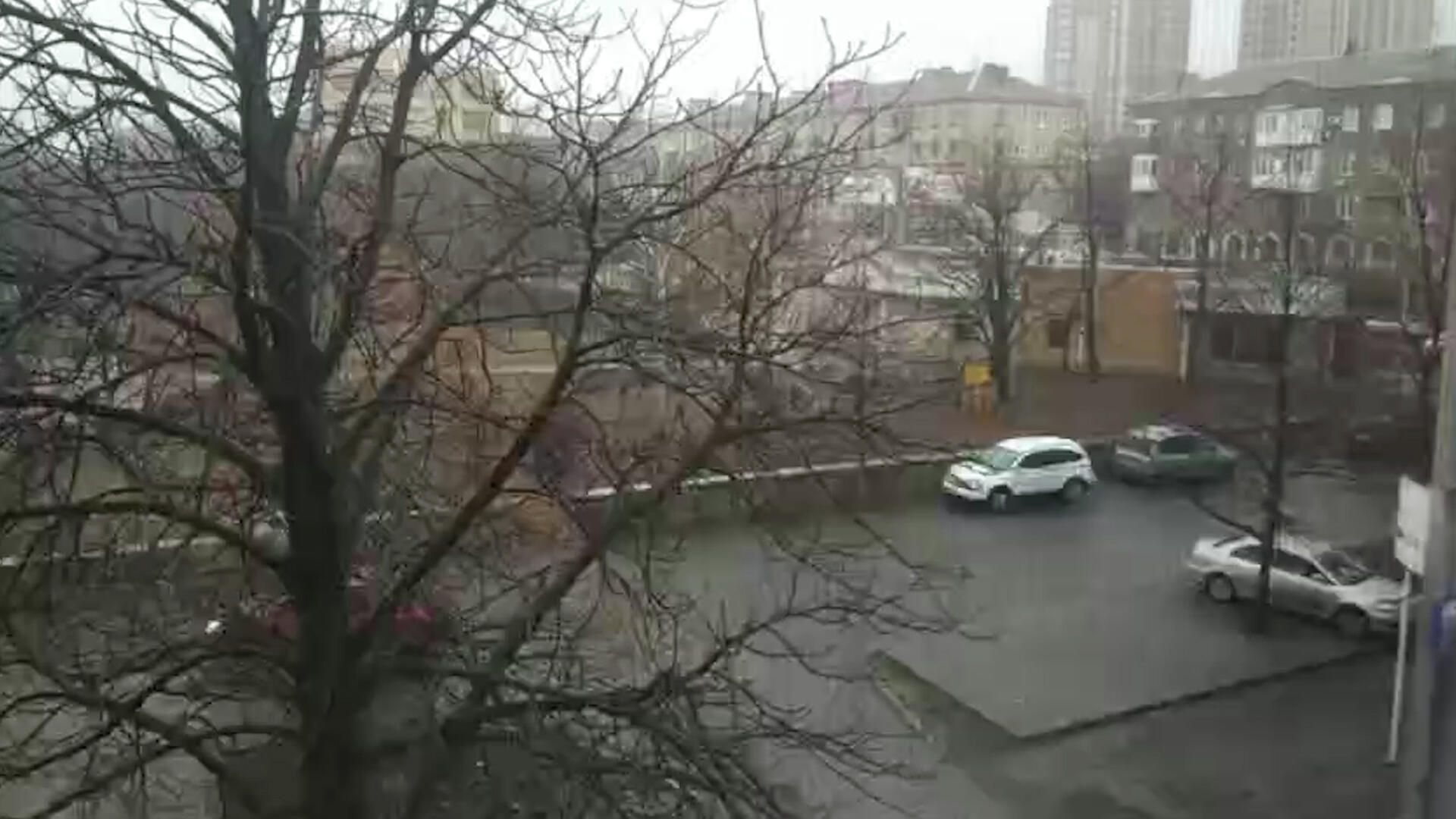 Звук сирены гражданской обороны на улицах Донецка Звук сирены гражданской обороны на улицах Донецка - РИА Новости, 1920, 18.02.2022