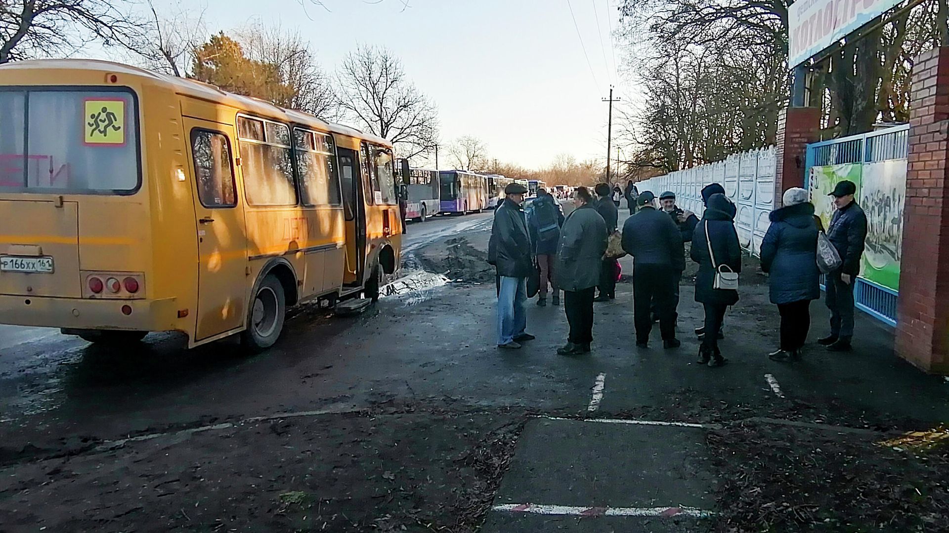 Эвакуация граждан Донецкой Народной Республики в Ростовскую область Эвакуация граждан Донецкой Народной Республики в Ростовскую область - РИА Новости, 1920, 06.03.2022